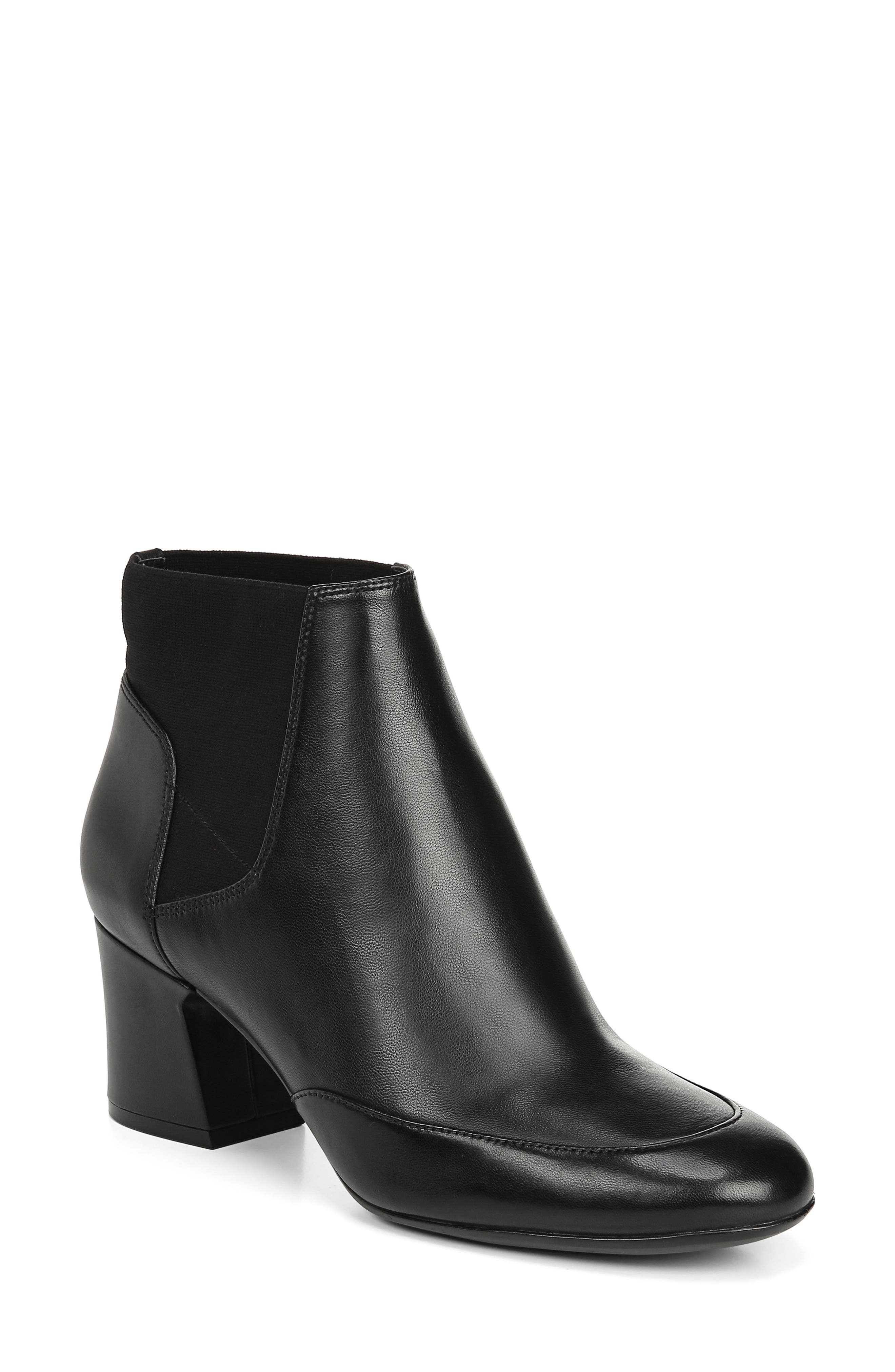 Naturalizer Danica Ankle Bootie