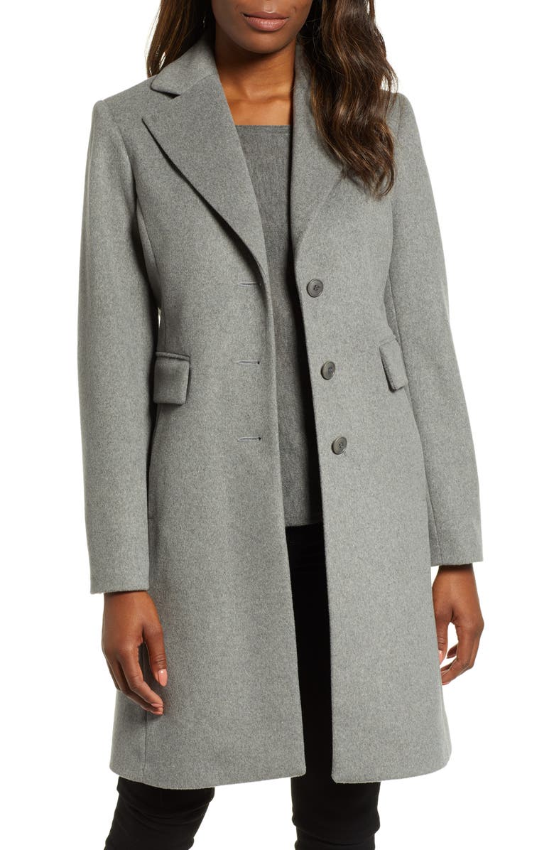 11 Must Know Tips if you are Looking for Coats for Petites