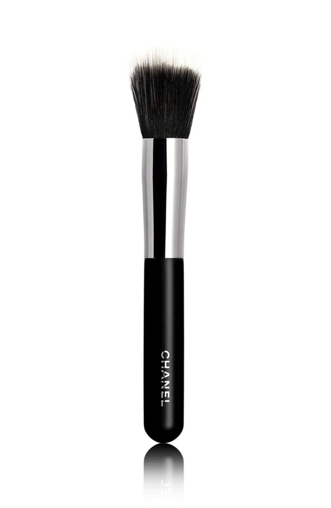 CHANEL PINCEAU FOND DE TEINT ESTOMPE Blending Foundation Brush 7