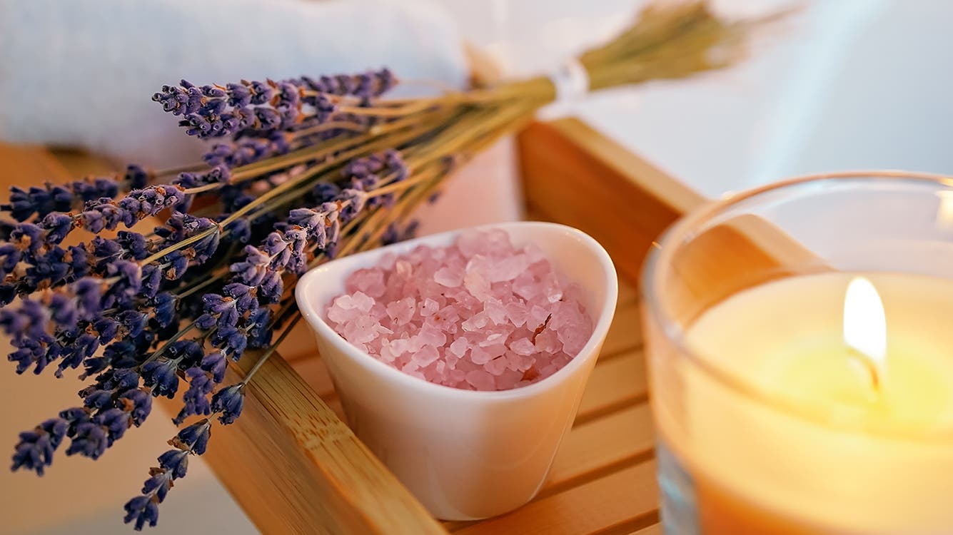 How to Have a Relaxing Spa Day at Home