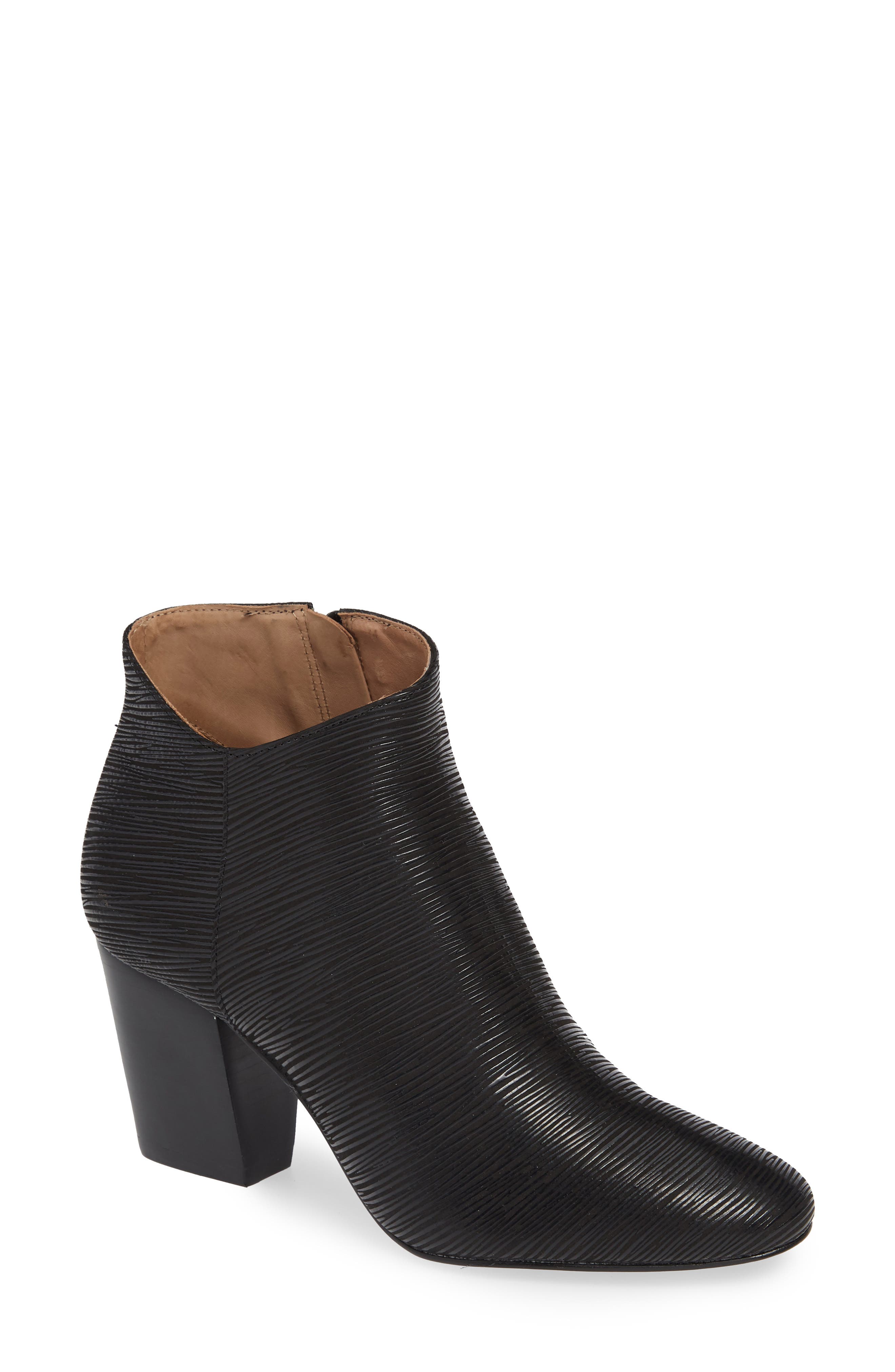 Klub Nico Bernarda Bootie, Black