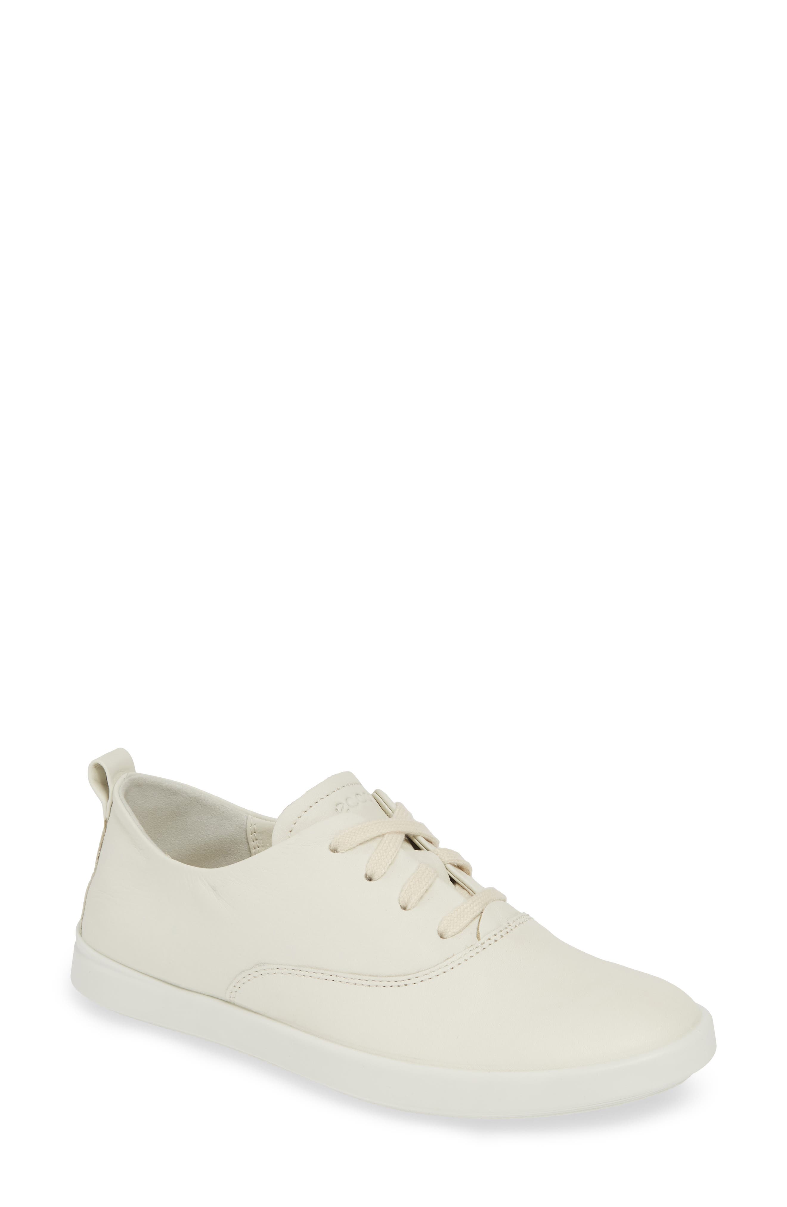 ecco leisure sneaker