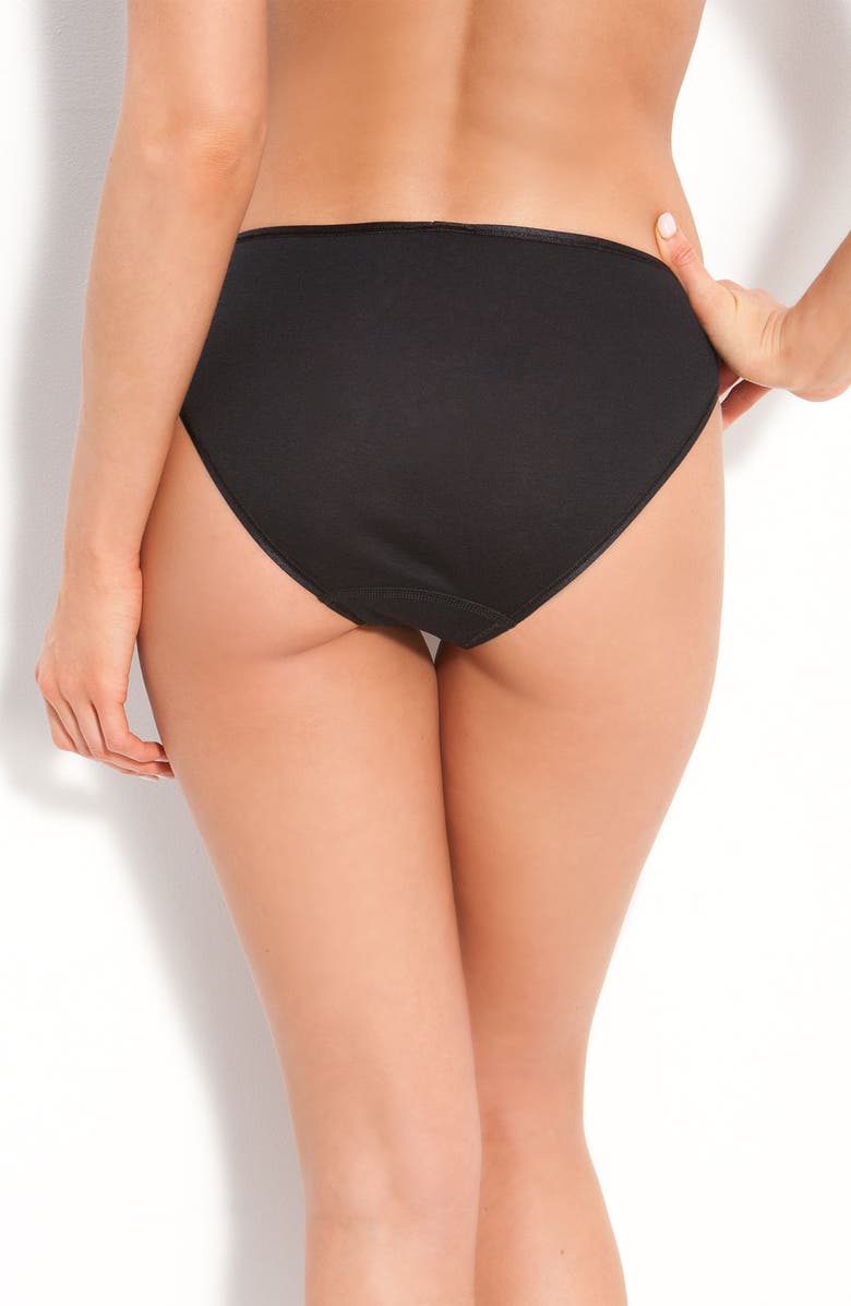 HANRO SEAMLESS COTTON HIGH CUT BRIEFS,71626