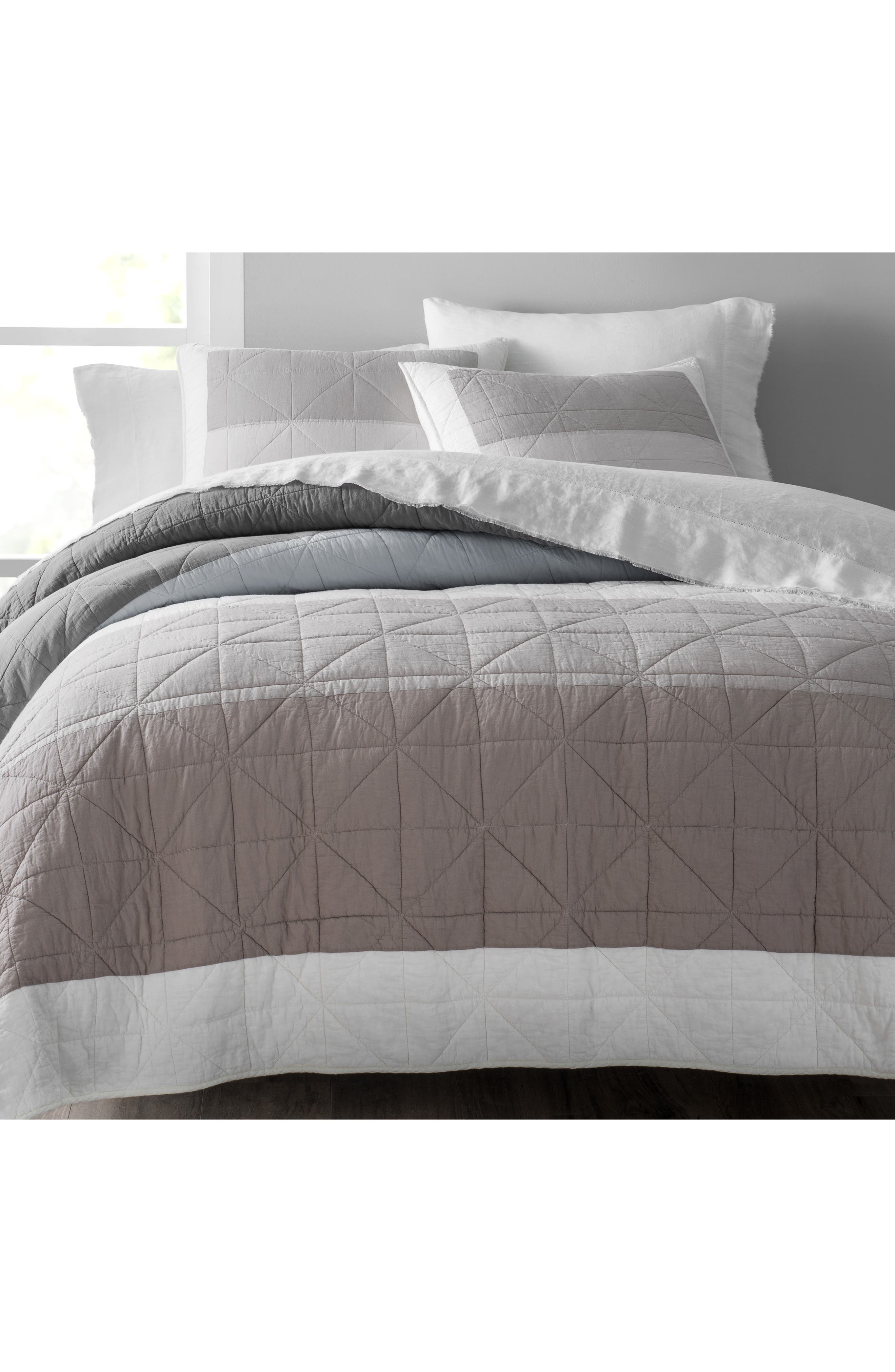 UGG® Dover Quilt Nordstrom