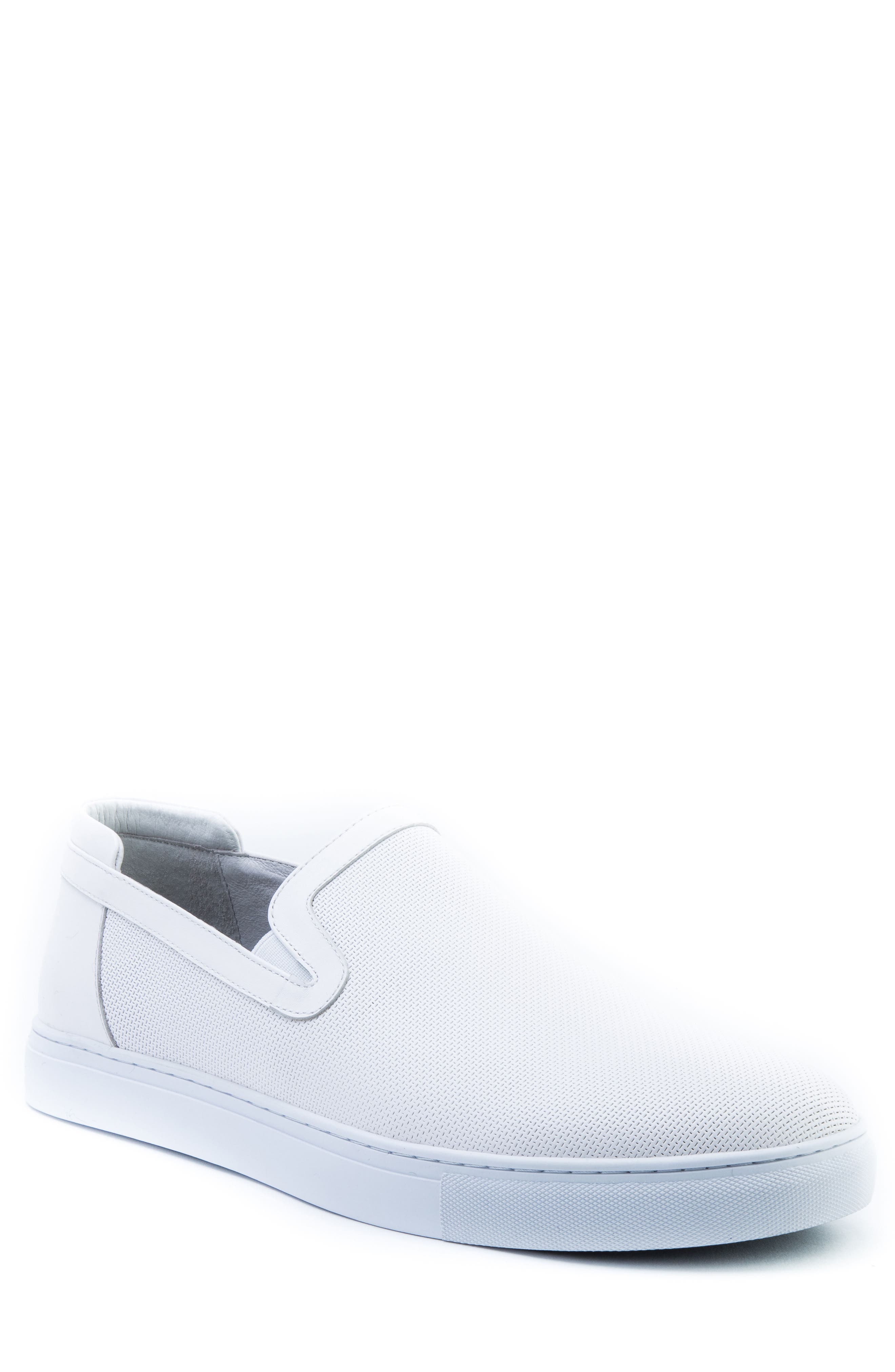 Badgley Mischka Grant Sneaker