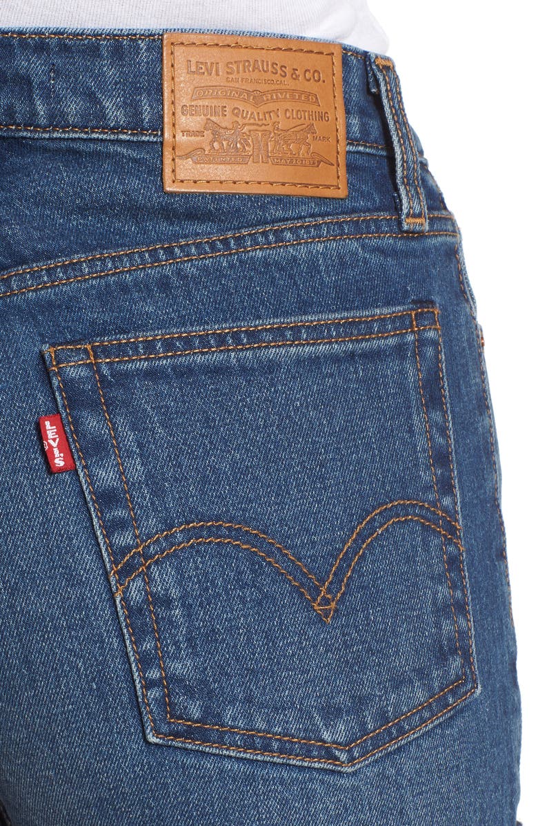 LEVI'S WEDGIE UPDATE DENIM SHORTS,523600015