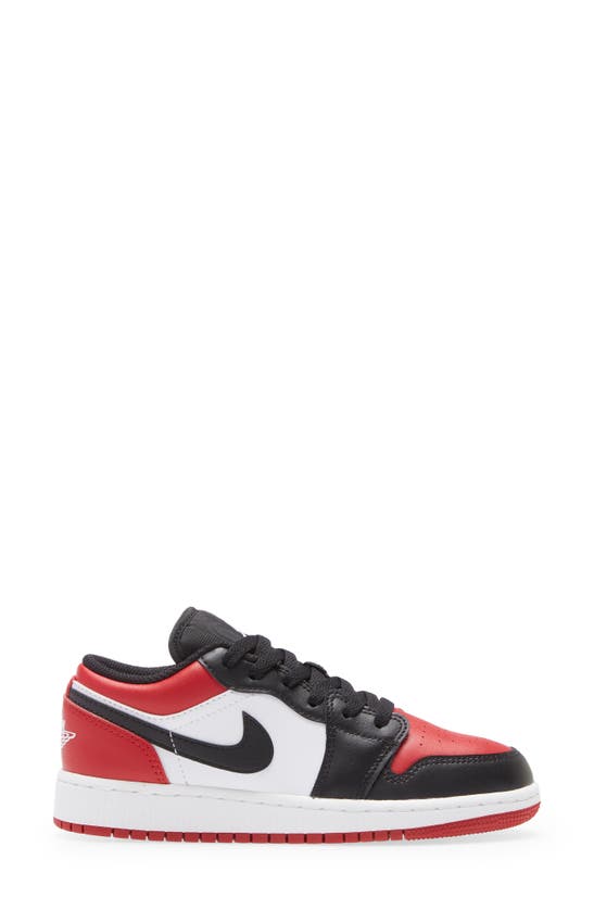 Jordan Air  1 Low Sneaker In Gym Red/ White/ Black