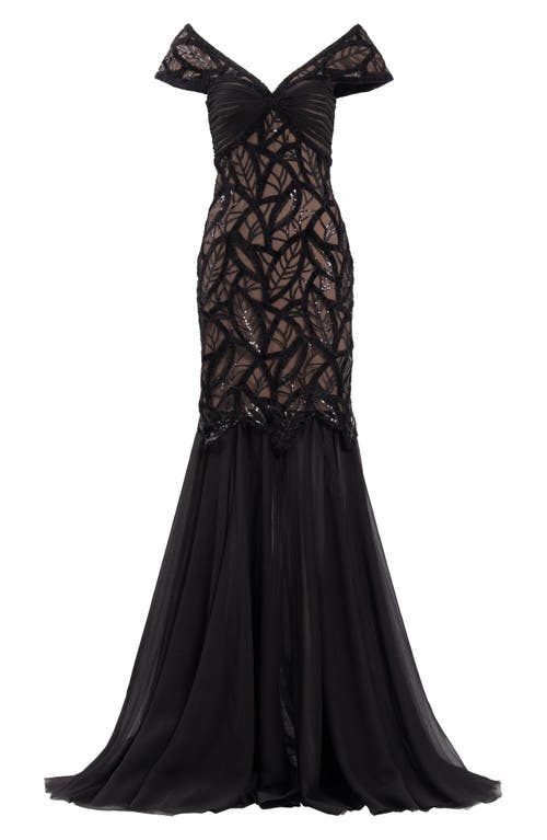 Tadashi Shoji Gown In Black/nude
