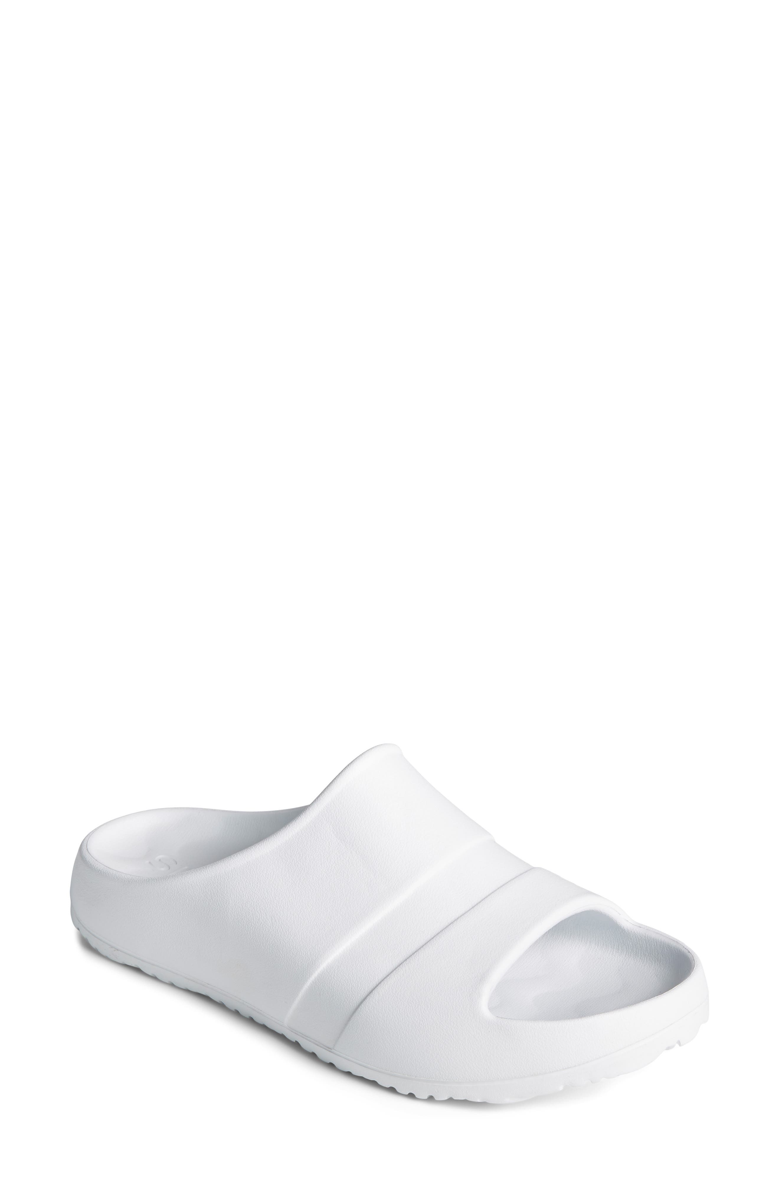 white chappal for men