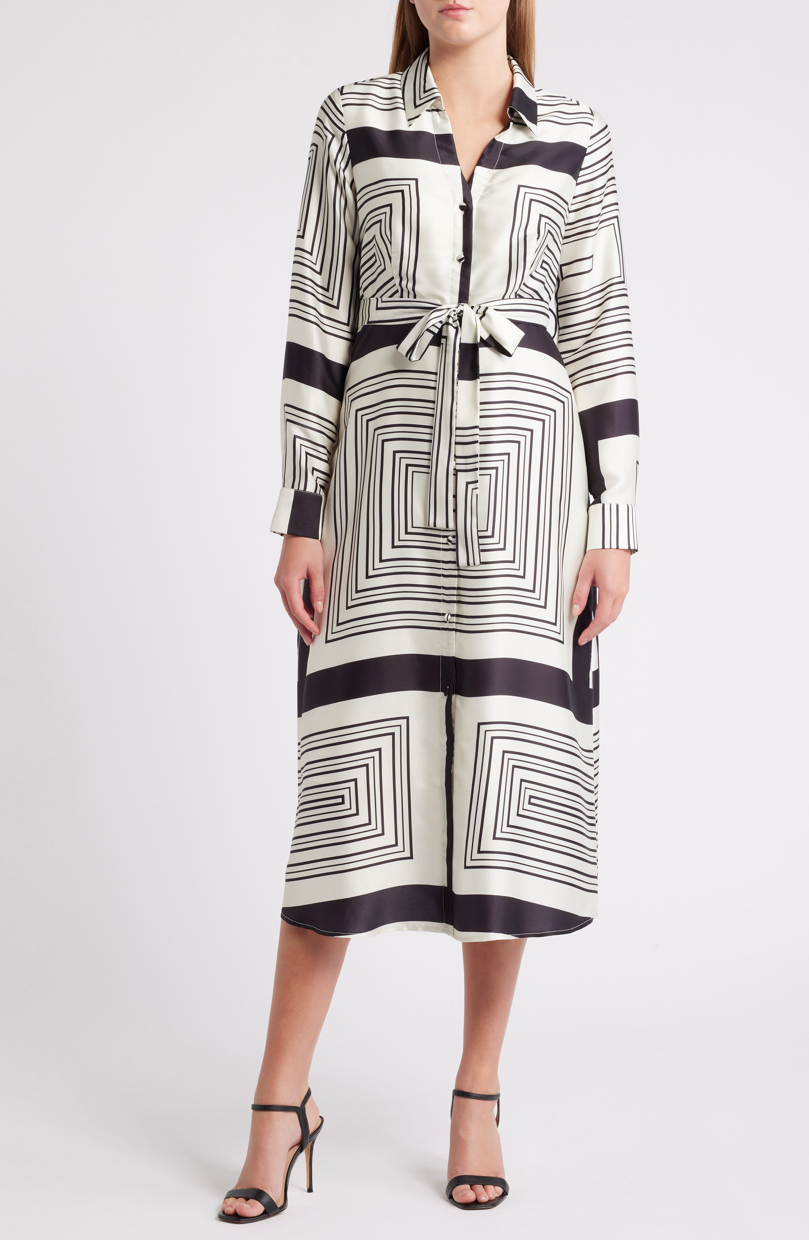 ZOE AND CLAIRE Geo Print Long Sleeve Satin Midi Dress in Black/White 