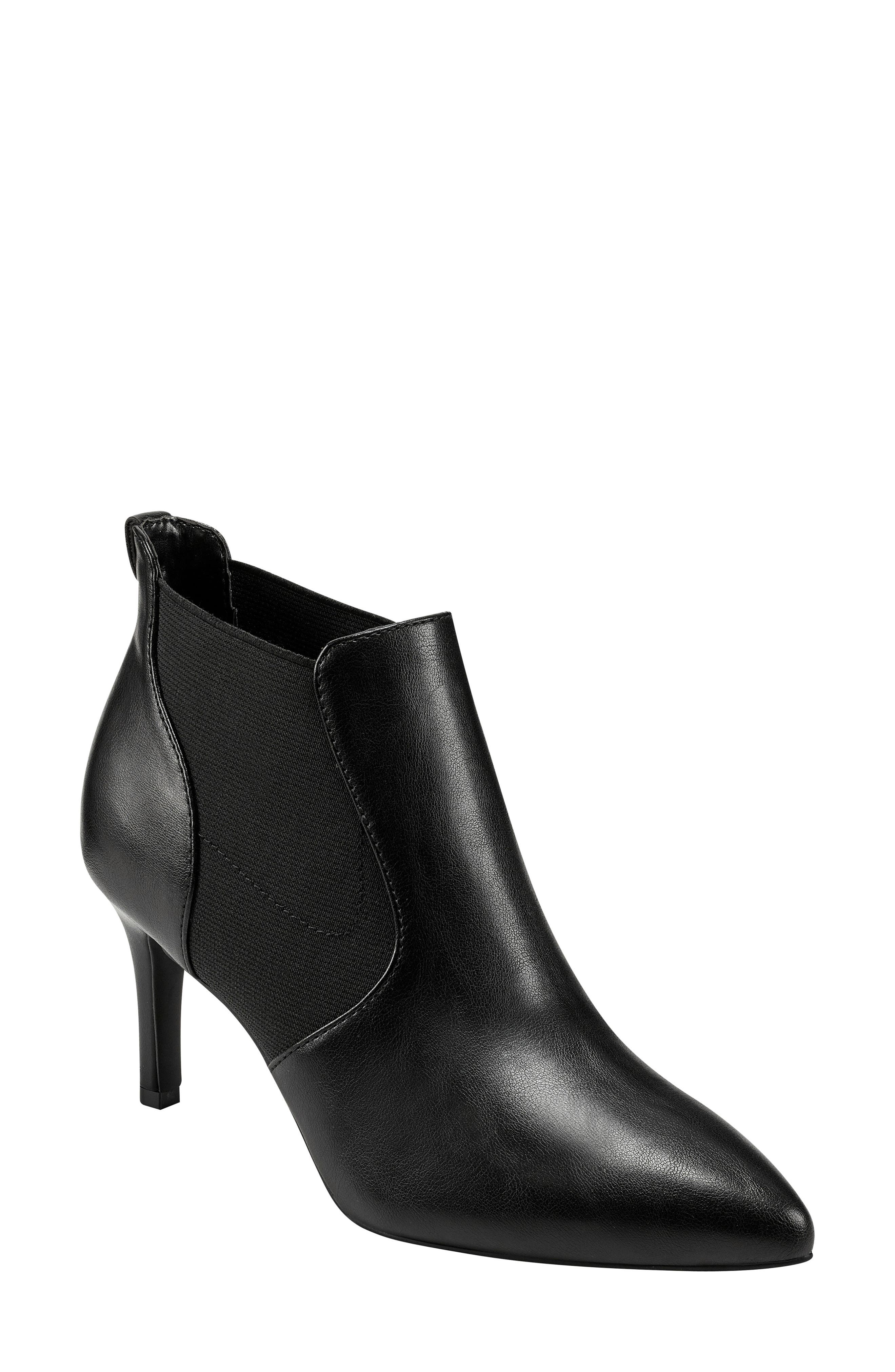 bandolino chelsea boots