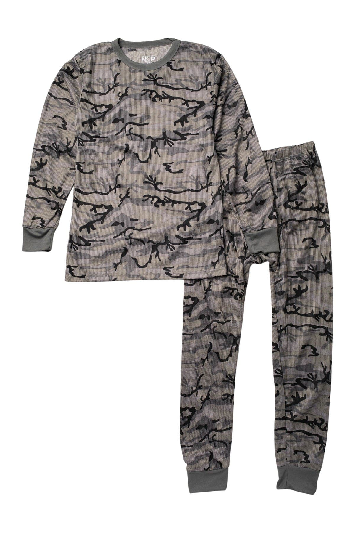 camo thermal top