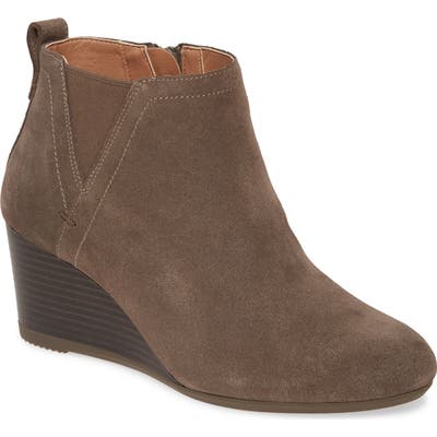 Vionic Paloma Wedge Bootie- Beige