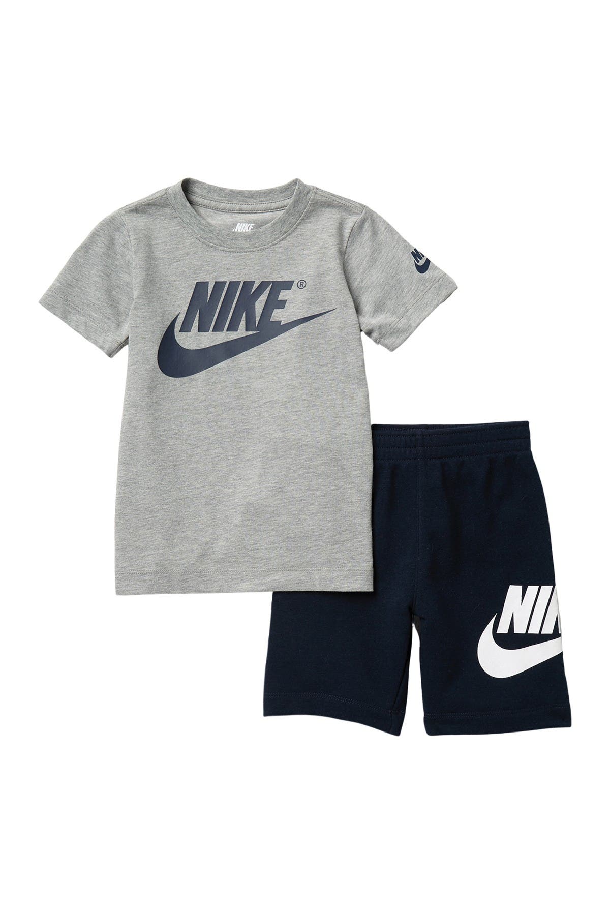 nike shirt and shorts set