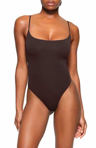 SKIMS SCULPTING SHORT ABOVE THE KNEE W/ OPEN GUSSET XS Black - $28 - From  Marissa