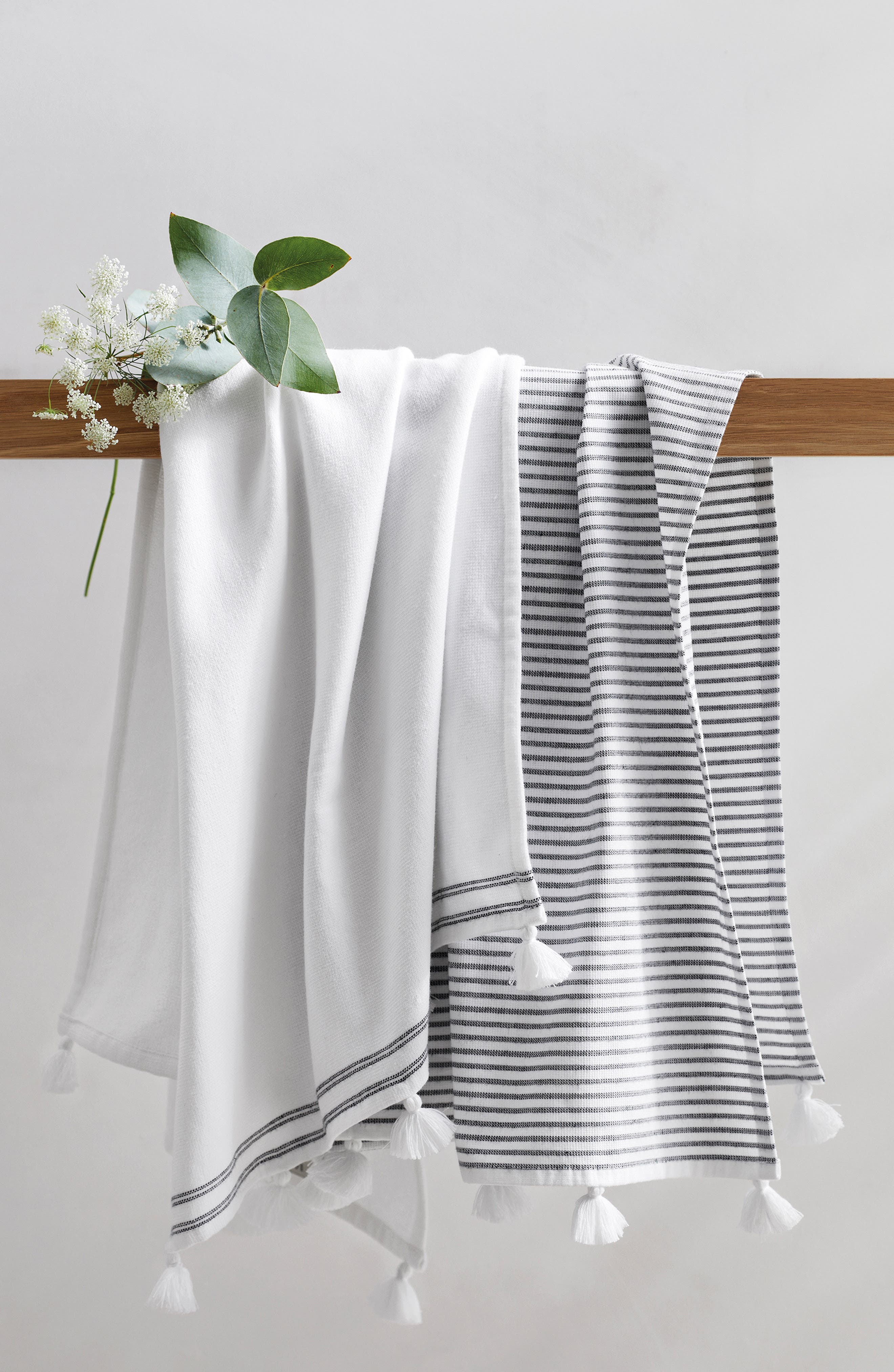 The White Company Suffolk Set of 2 Hammam Hand Towels Nordstrom