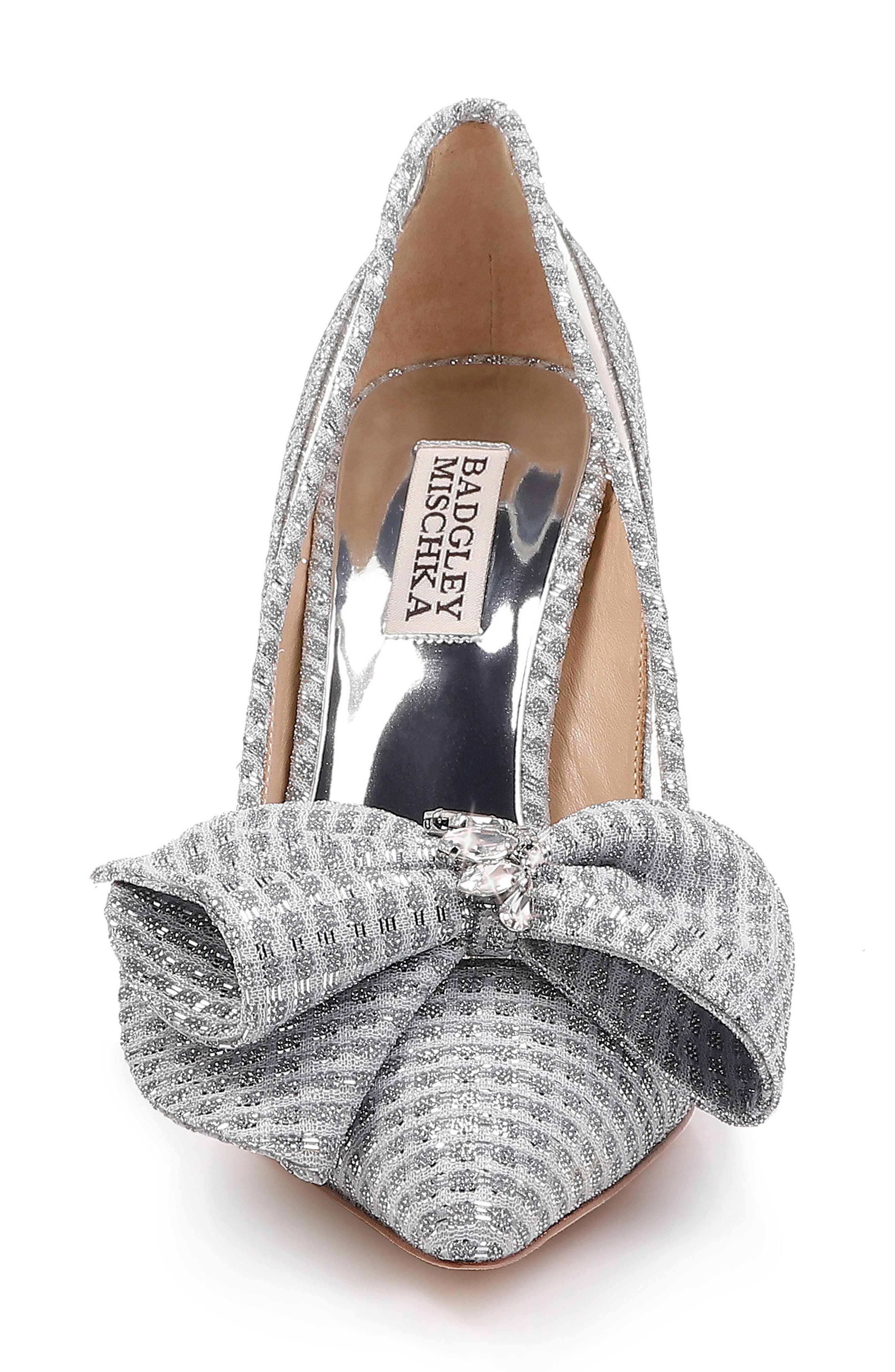 badgley mischka frances bow pump