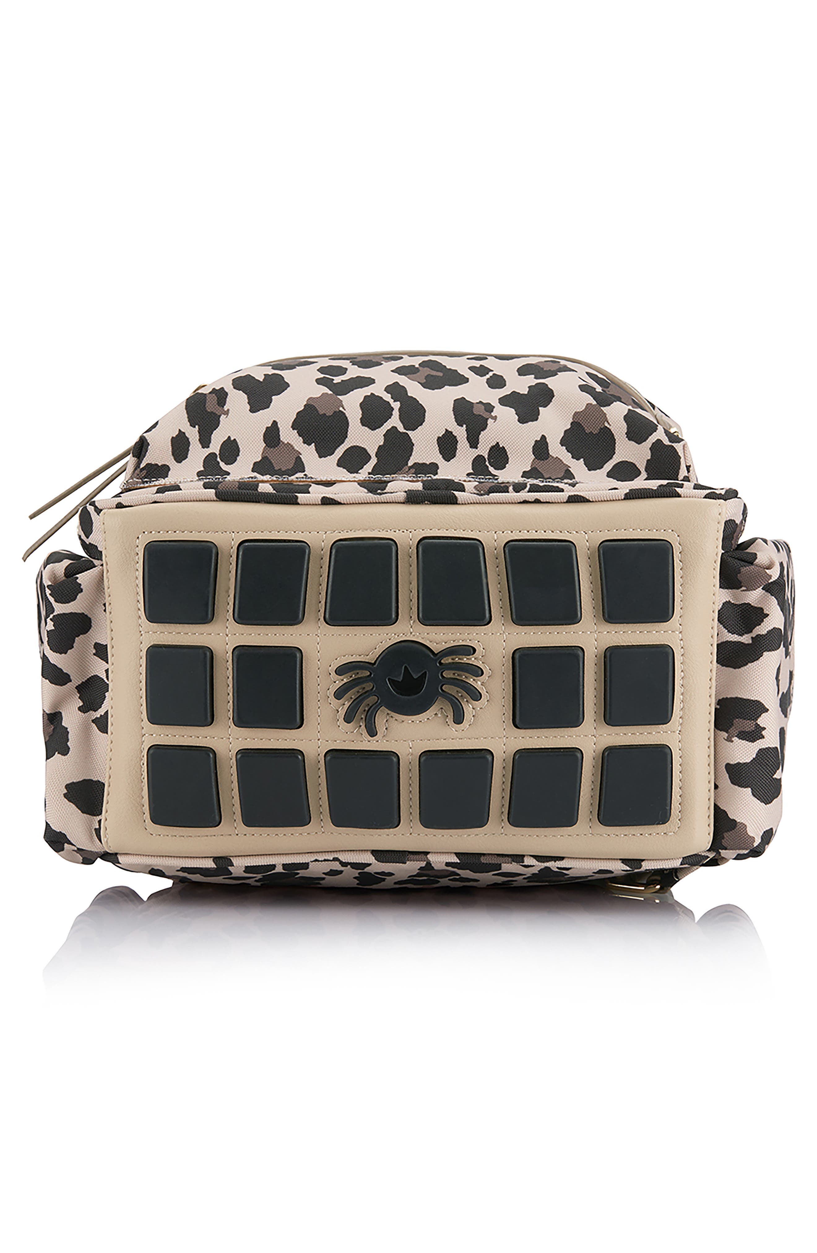 itzy ritzy mini diaper bolsa leopard