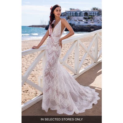 Pronovias Eris Lace Trumpet Wedding Dress, Size IN STORE ONLY - Ivory