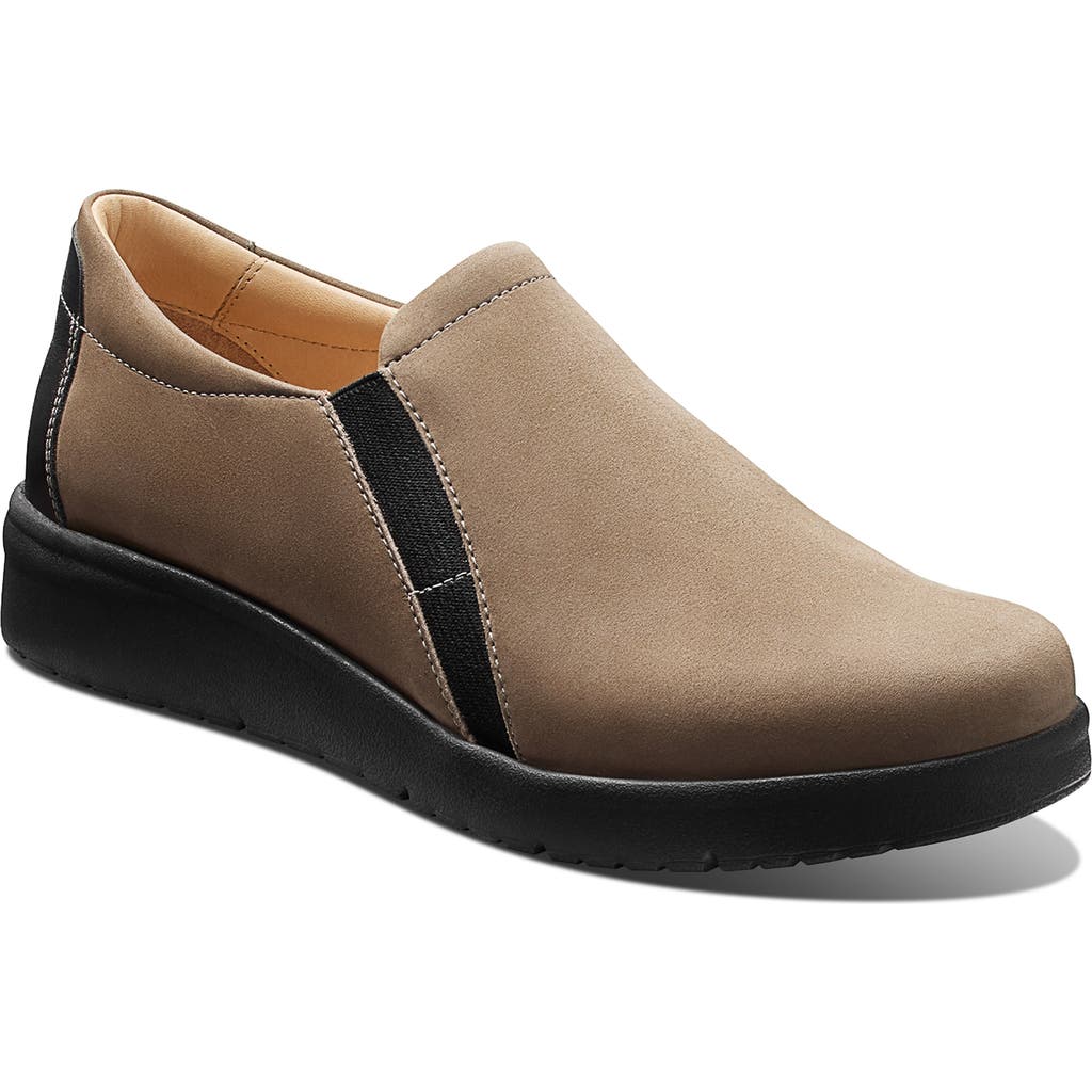 Samuel Hubbard Marin Clog In Taupe Nubuck