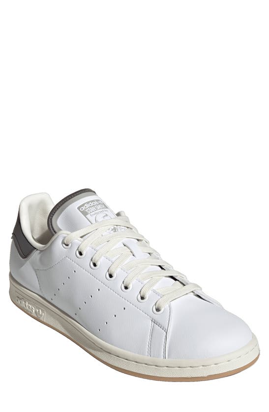 Adidas Originals Stan Smith Sneaker In Ftwr White/ Off White/ Gum 3