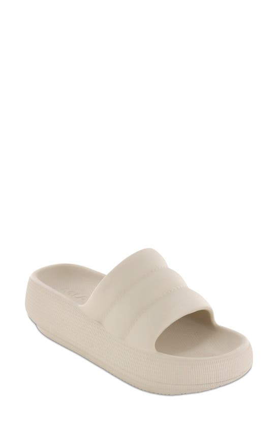 cream platform sliders