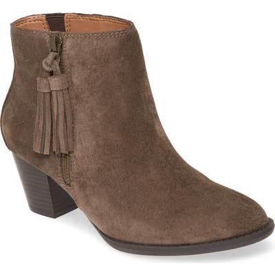 Vionic Madeline Bootie, Beige