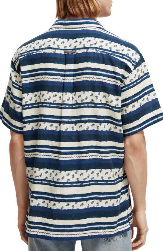 Shop Scotch & Soda Lightweight Waffle Stitch Short Sleeve Organic Cotton Button-up Shirt In 6544-blue Paisley Stripe