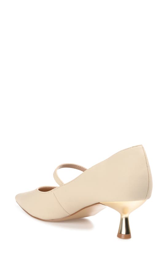 Journee Collection Womens Manza Kitten Heel Mary Jane Pointed Toe Pumps In Beige