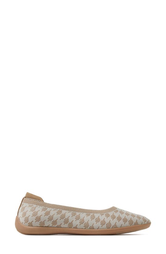 Dearfoams Misty Ballet Flat In Tan Multi