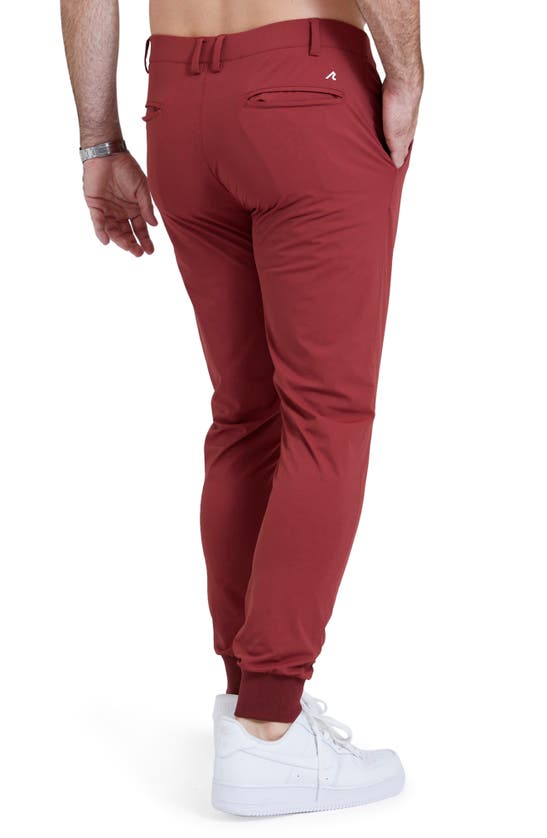 Shop Redvanly Halliday Pocket Golf Joggers In Maroon