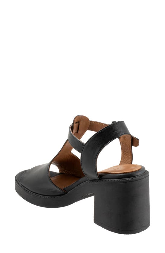 Shop Bueno Mckenzie Platform Sandal In Black