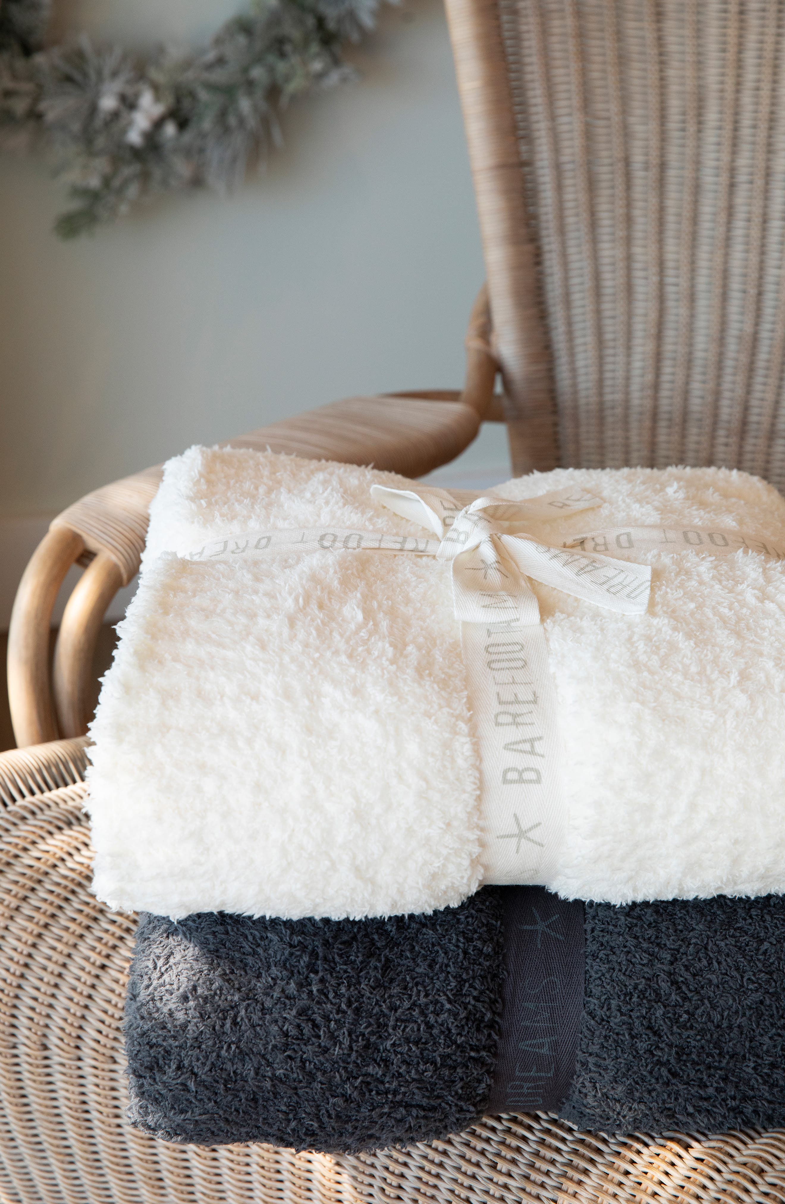 Barefoot Dreams® CozyChic™ Throw Blanket Nordstrom