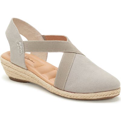 Me Too Nissa Espadrille Wedge, Grey