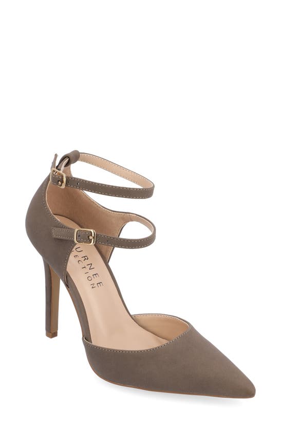 Journee Collection Lilyann Pump In Brown