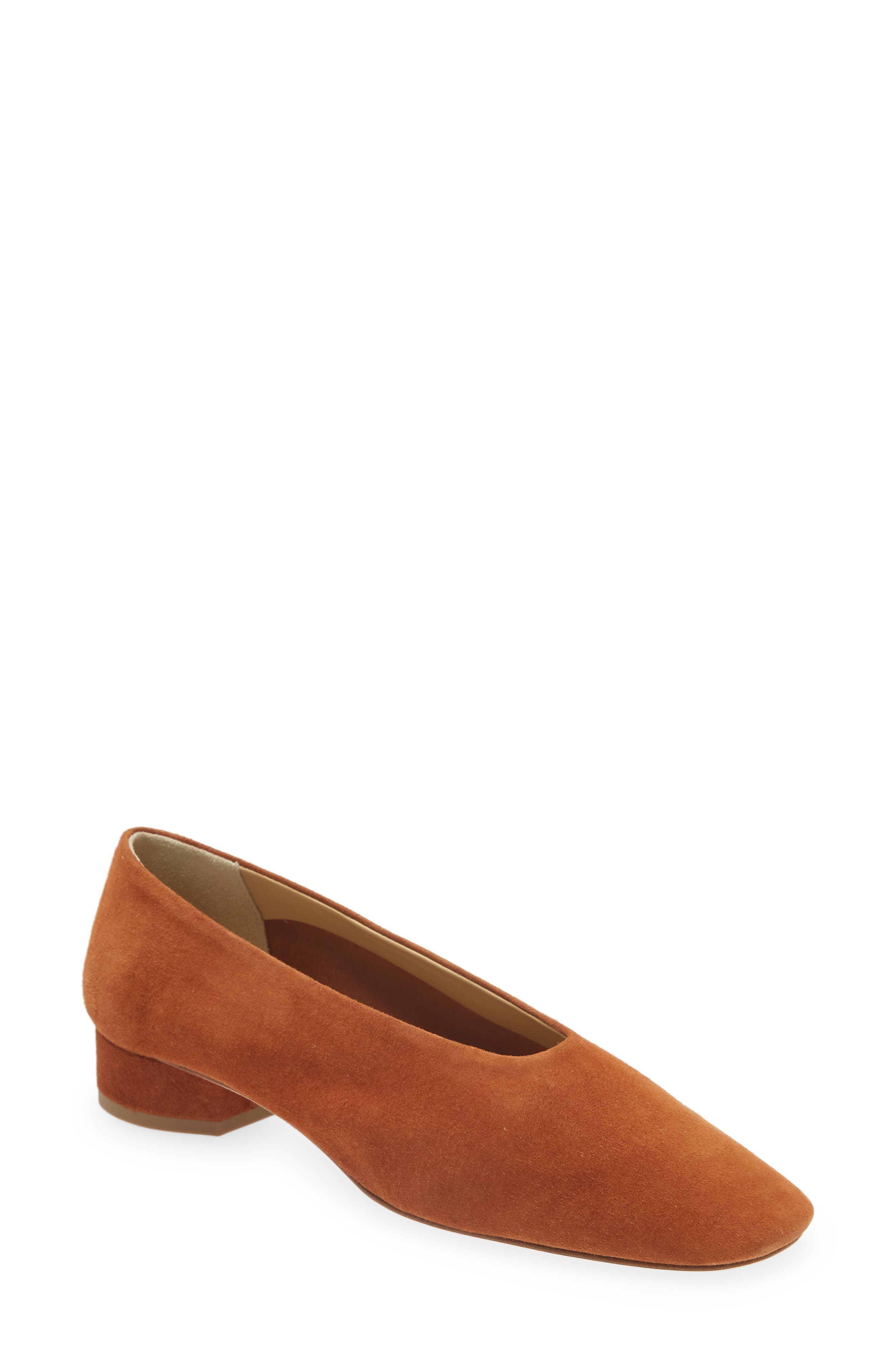 vince camuto delia pump