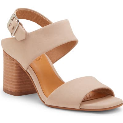 Cc Corso Como Prysym Block Heel Sandal- Ivory