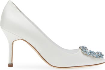 Blue hangisi 2025 manolo blahnik