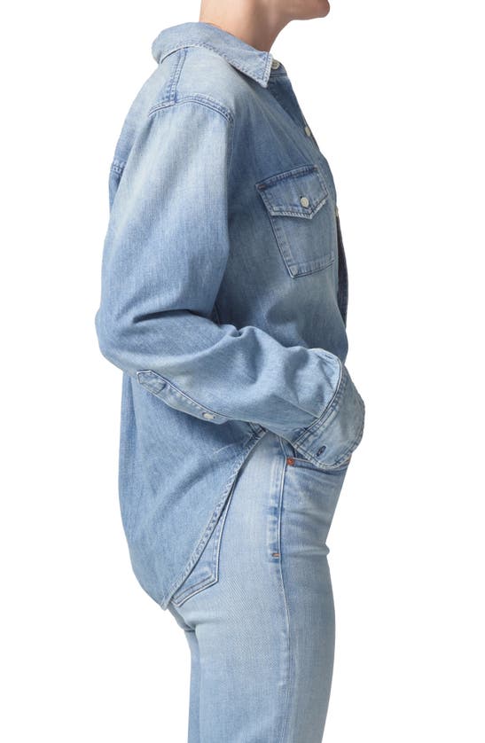 Shop Citizens Of Humanity Baby Shay Denim Shirt In Curran