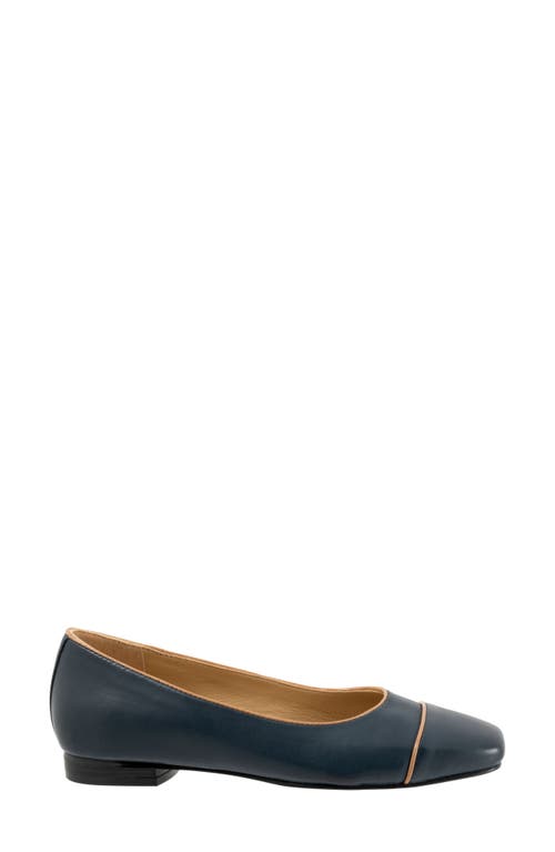 Trotters Harbor Cap Toe Flat In Navy Tan