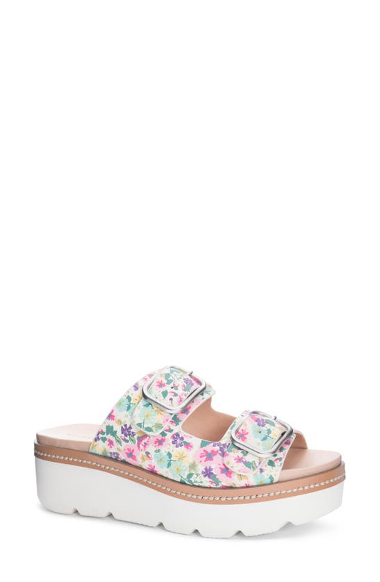 CHINESE LAUNDRY SURF'S UP PLATFORM SLIDE SANDAL