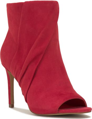 Vince camuto 2024 red booties