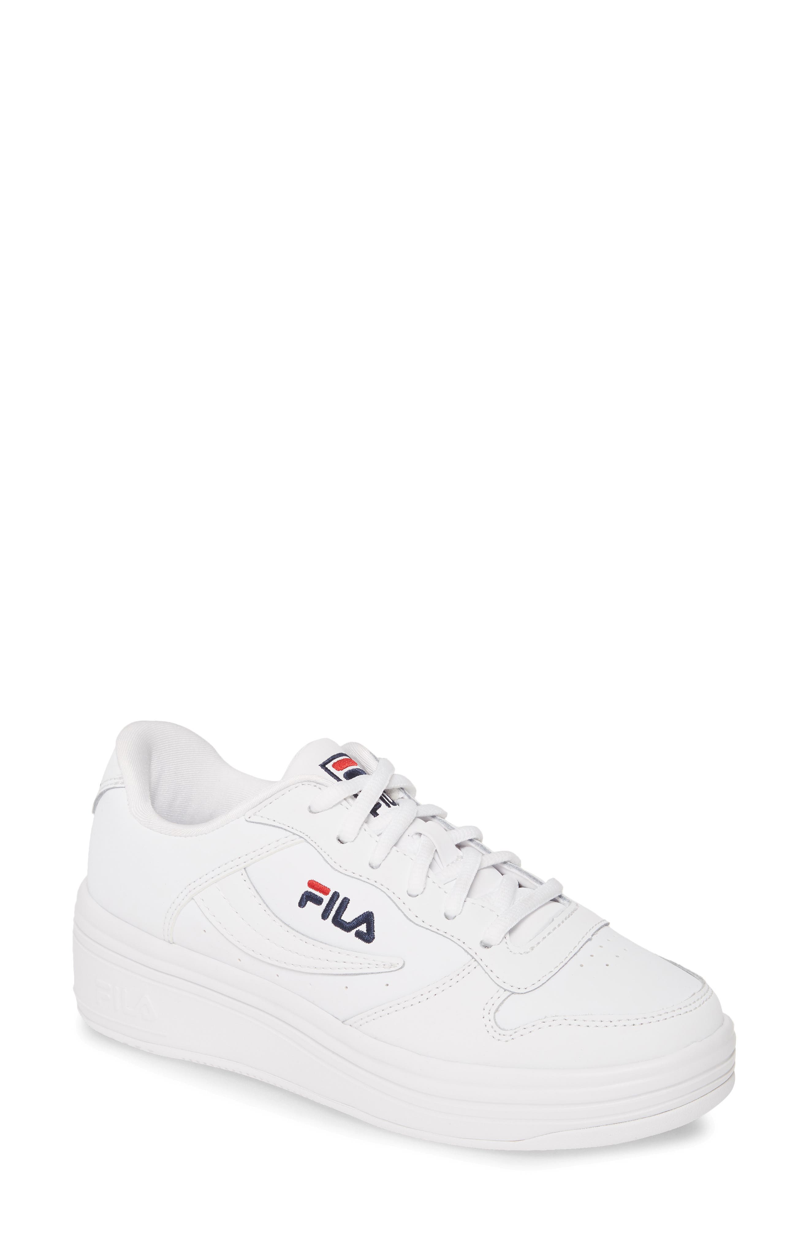 white fila sneakers for women
