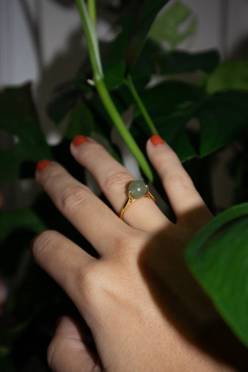 Seree Women's Equinox Green Bead Jade Ring In Light Green