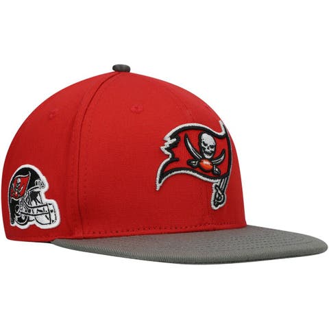 Buffalo Bills Pro Standard Stacked Snapback Hat - Red