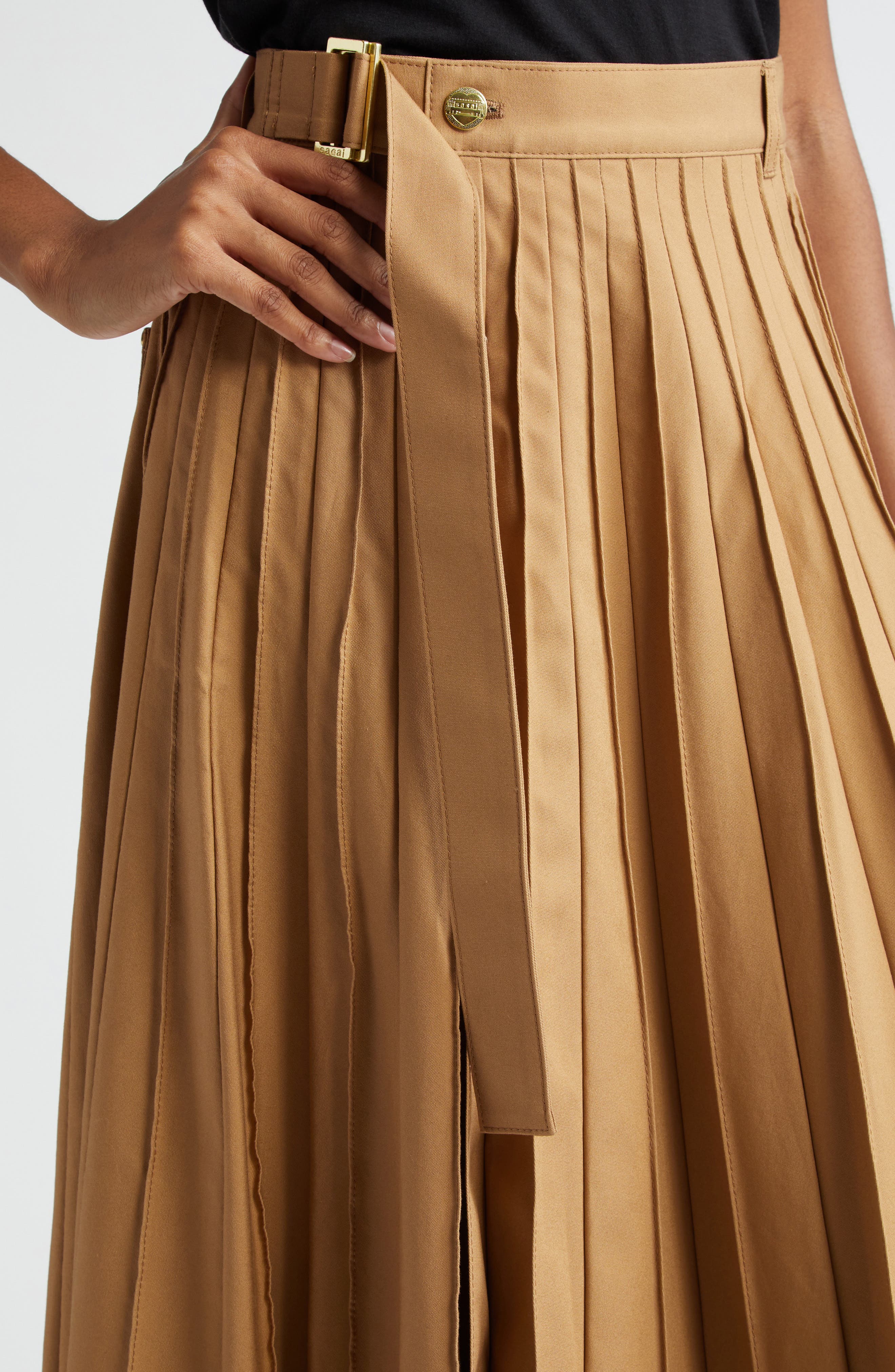 Sacai x Carhartt WIP Pleated Skirt in Beige | Smart Closet