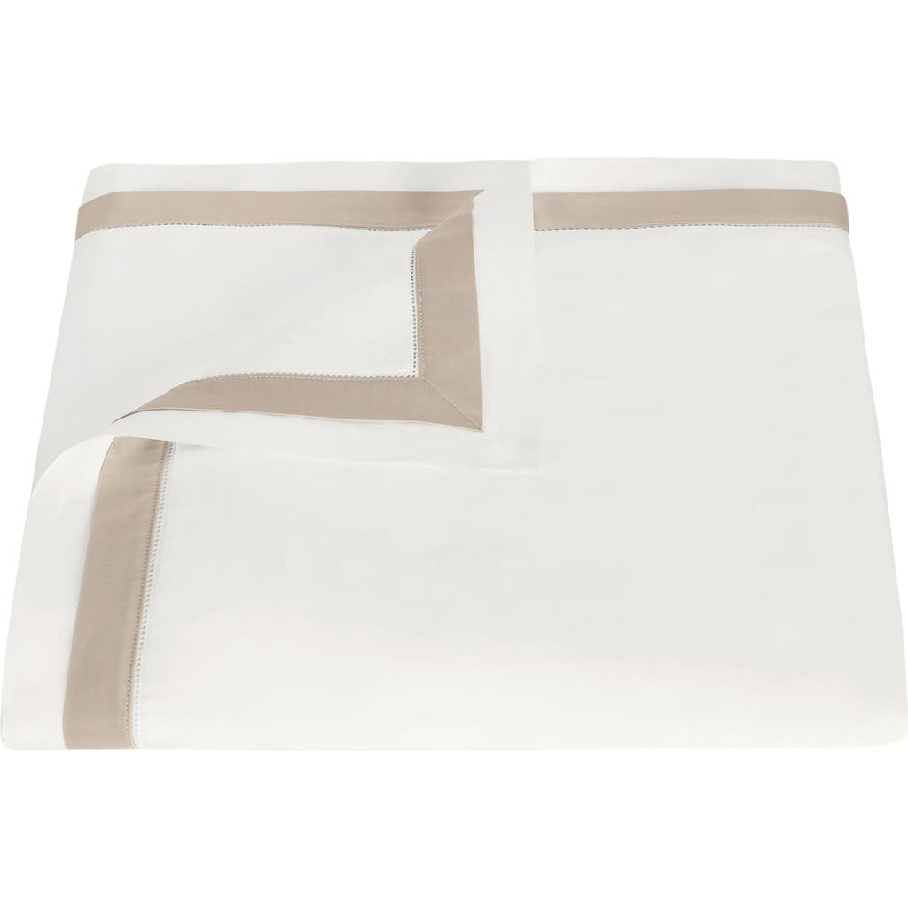 Matouk Ambrose 600 Thread Count Cotton Sateen Duvet Cover In Bone/khaki