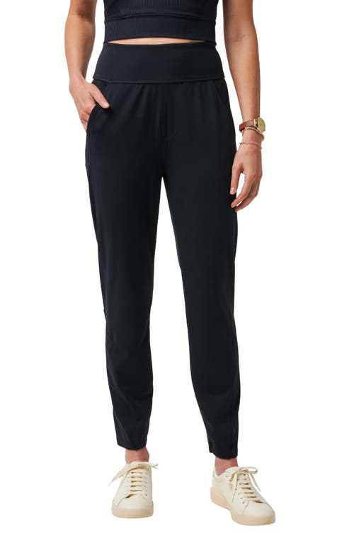 Travismathew Moveknit Bonded Pocket Leggings In Black