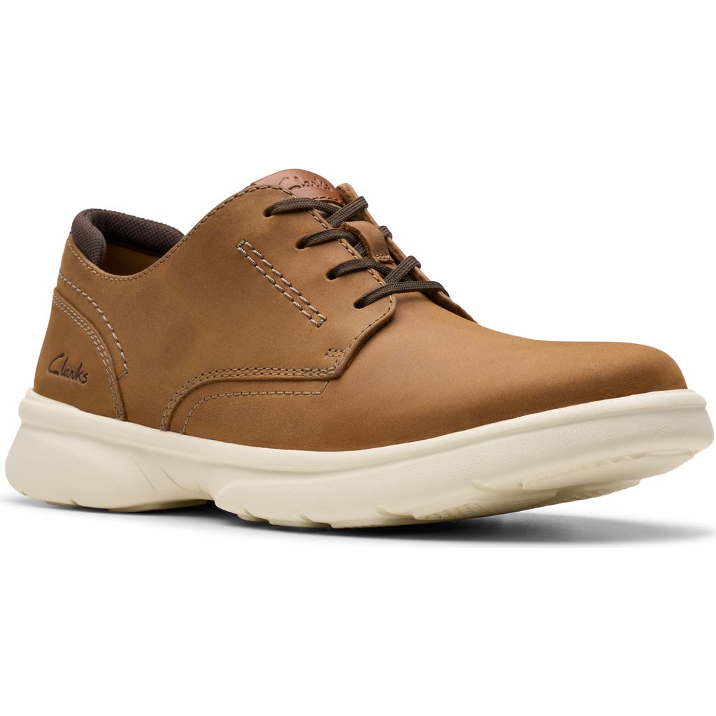 Clarks Bradley Plain In Brown Leather In Multi