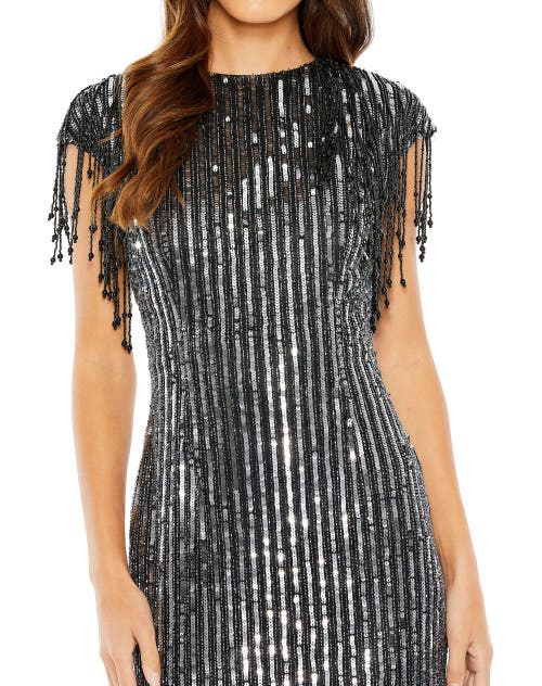 Mac Duggal Embellished Fringe Gown In Black